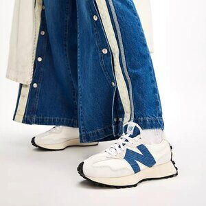 New Balance Casual Women's Sneakers Shoes White Canvas Blue Denim  size 9.5
